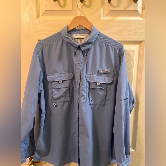 Lovely blue Columbia - Picture 2 of 3